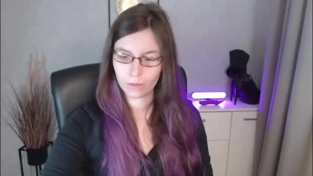 Image 2 of emma_lust94 Stream on Chaturbate on 1 month ago