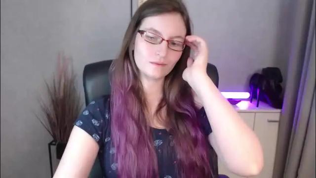 Image 10 of emma_lust94 Stream on Chaturbate on 1 month ago