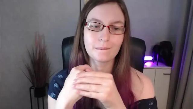 Image 3 of emma_lust94 Stream on Chaturbate on 1 month ago