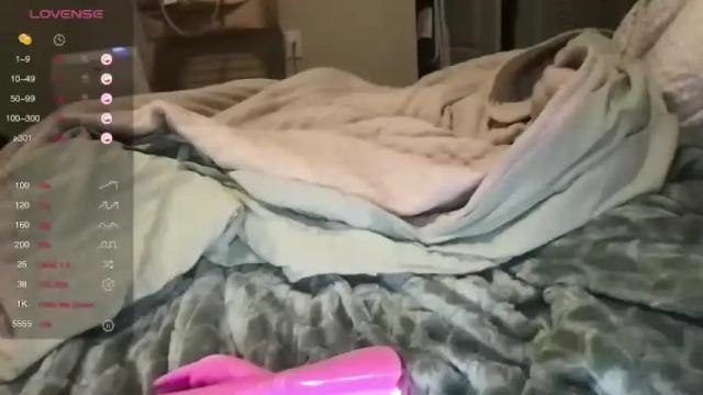 Image 8 of emma_marchetti Stream on Chaturbate on 14 months ago