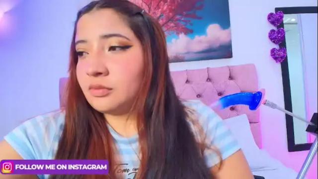 Image 11 of emma_monserratt Stream on Chaturbate on 1 month ago