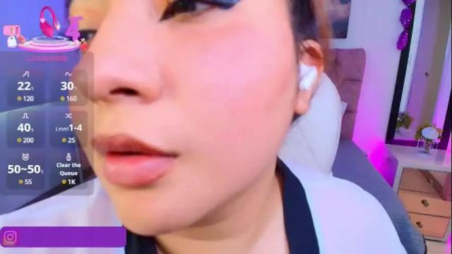 Image 10 of emma_monserratt Stream on Chaturbate on 1 month ago