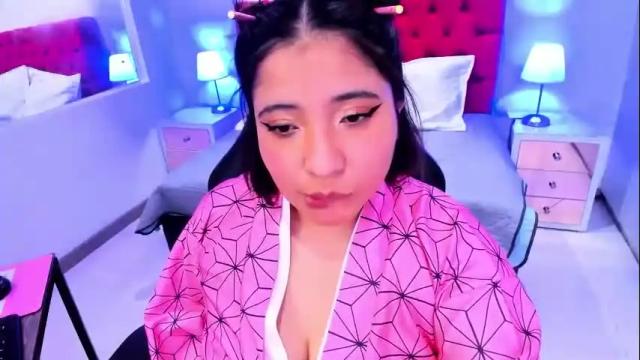 Image 11 of emma_monserratt Stream on Chaturbate on 29 days ago