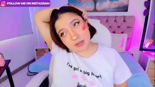 Image 3 of emma_monserratt Stream on Chaturbate on 12 days ago