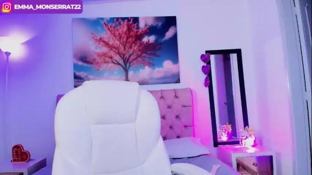 Image 10 of emma_monserratt Stream on Chaturbate on 2 days ago
