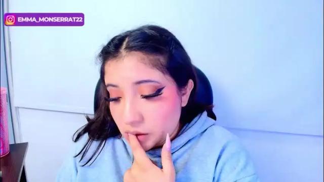 Image 2 of emma_monserratt Stream on Chaturbate on 1 month ago