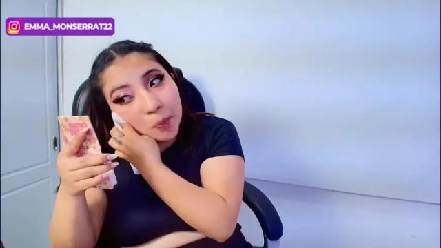 Image 2 of emma_monserratt Stream on Chaturbate on 23 days ago