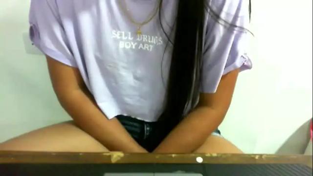 Image 3 of emma_natash Stream on Chaturbate on 3 months ago