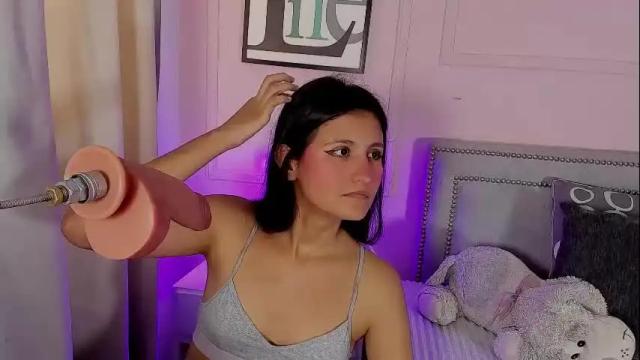 Image 8 of emma_payton Stream on Chaturbate on 2 months ago