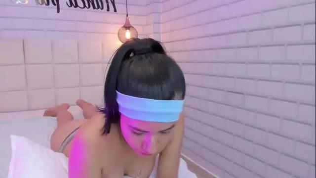 Image 11 of emma_petite4u Stream on Chaturbate on 1 month ago