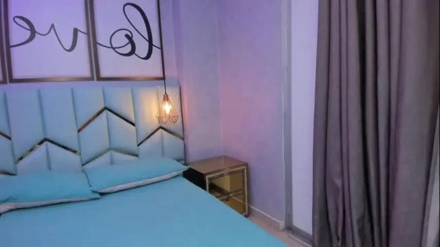 Image 2 of emma_petite4u Stream on Chaturbate on 1 month ago