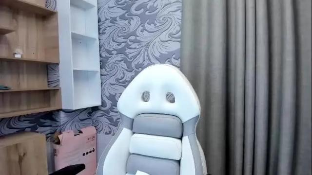 Thumbnail 1, emma_petite4u's Stream at Chaturbate, 8 days ago