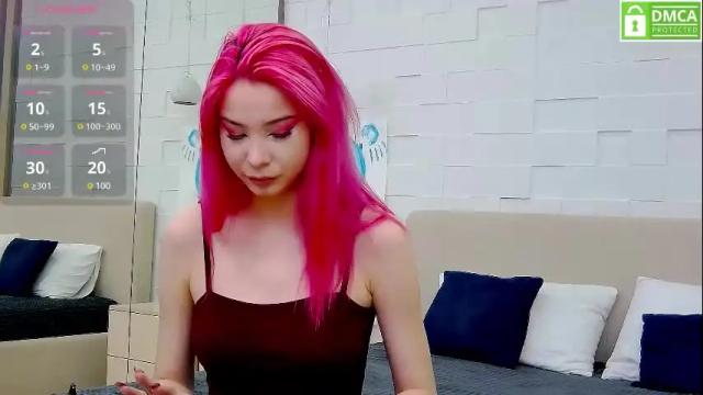 Image 6 of emma_plux Stream on Chaturbate on 1 month ago
