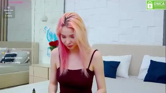 Image 6 of emma_plux Stream on Chaturbate on 13 days ago