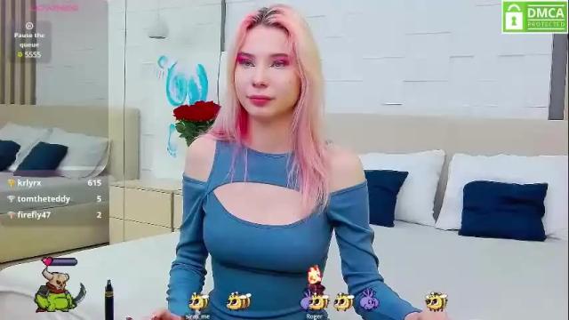 Image 6 of emma_plux Stream on Chaturbate on 12 days ago