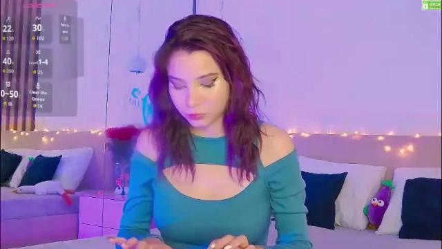 Image 8 of emma_plux Stream on Chaturbate on 1 month ago