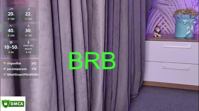 Image 2 of emma_plux Stream on Chaturbate on 1 month ago