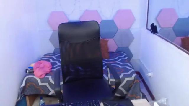 Image 10 of emma_ponce Stream on Chaturbate on 20 months ago