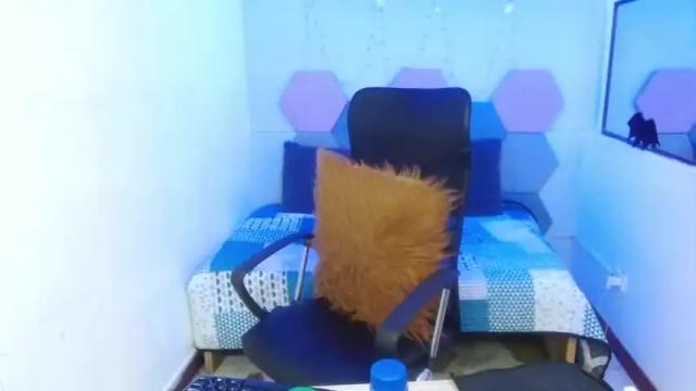 Image 10 of emma_ponce Stream on Chaturbate on 20 months ago
