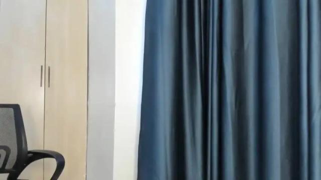Image 11 of emma_remi Stream on Chaturbate on 14 months ago