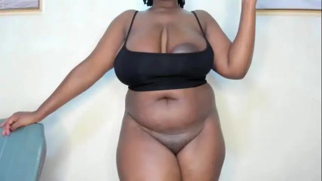 Image 6 of emma_remi Stream on Chaturbate on 8 days ago