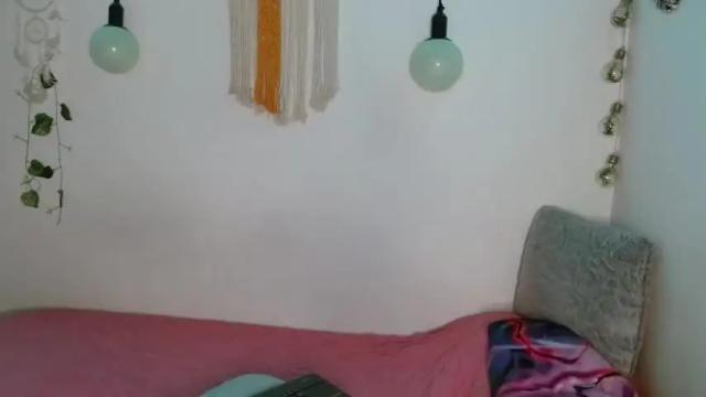 Image 6 of emma_rinaldi_ Stream on Chaturbate on 18 months ago