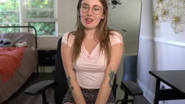 Image 6 of emma_ruby Stream on Chaturbate on 3 months ago