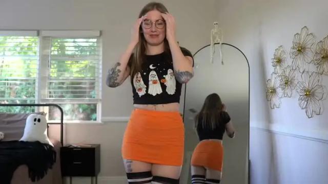 Image 4 of emma_ruby Stream on Chaturbate on 2 months ago