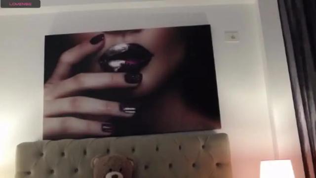 Image 4 of emma_styles Stream on Chaturbate on 18 months ago