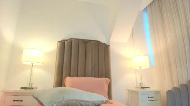 Image 2 of emma_torres__ Stream on Chaturbate on 16 days ago