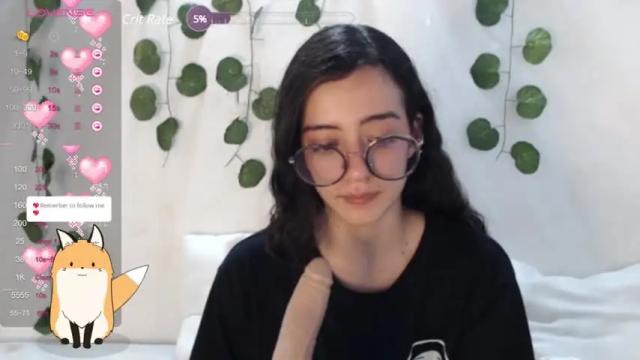 Image 3 of emma_unu Stream on Chaturbate on 14 months ago