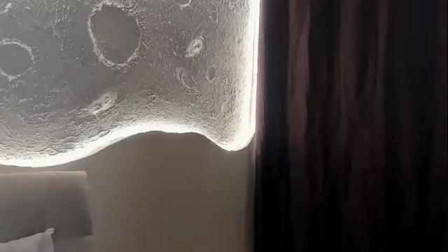 Image 10 of emma_valka Stream on Chaturbate on 2 months ago
