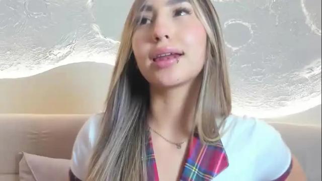 Image 6 of emma_valka Stream on Chaturbate on 1 month ago
