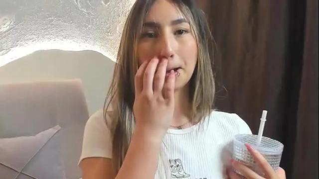 Image 7 of emma_valka Stream on Chaturbate on 1 month ago