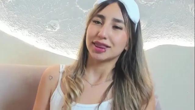 Image 4 of emma_valka Stream on Chaturbate on 16 days ago