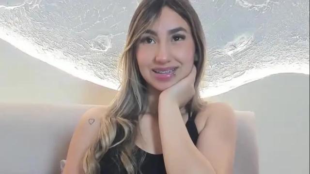 Image 11 of emma_valka Stream on Chaturbate on 14 days ago