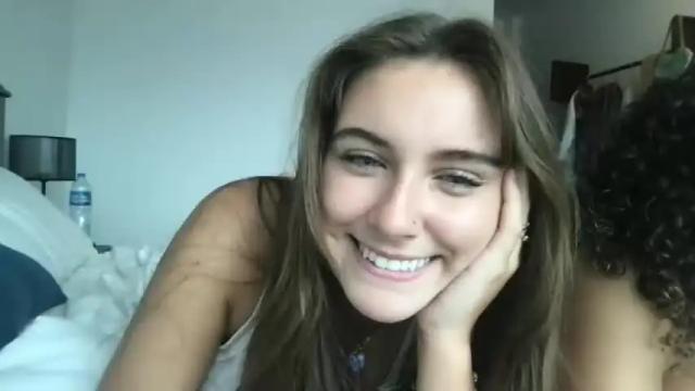 Image 11 of emma_walkerx Stream on Chaturbate on 15 months ago