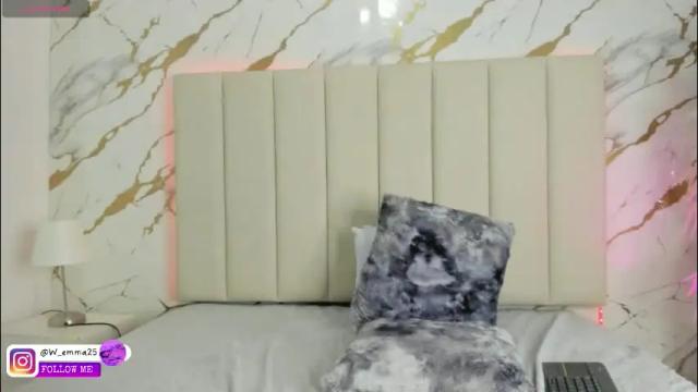 Image 12 of emma_whitee_ Stream on Chaturbate on 15 days ago