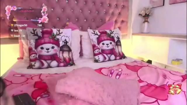 Image 2 of emma_wilder Stream on Chaturbate on 24 days ago