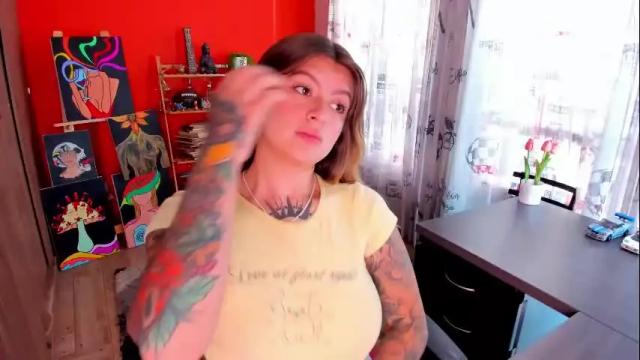 Thumbnail 2, emmaa_hostt's Stream at Chaturbate, 6 months ago