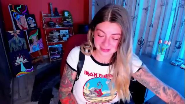 Image 6 of emmaa_hostt Stream on Chaturbate on 6 months ago