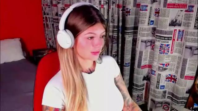 Thumbnail 3, emmaa_hostt's Stream at Chaturbate, 1 month ago