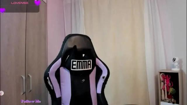 Image 11 of emmaamartinez Stream on Chaturbate on 5 days ago