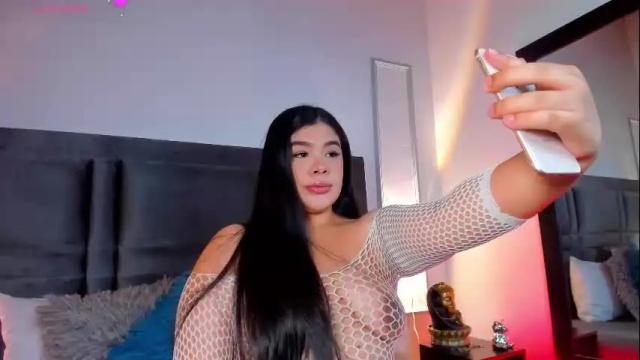 Image 8 of emmabecket2 Stream on Chaturbate on 3 months ago