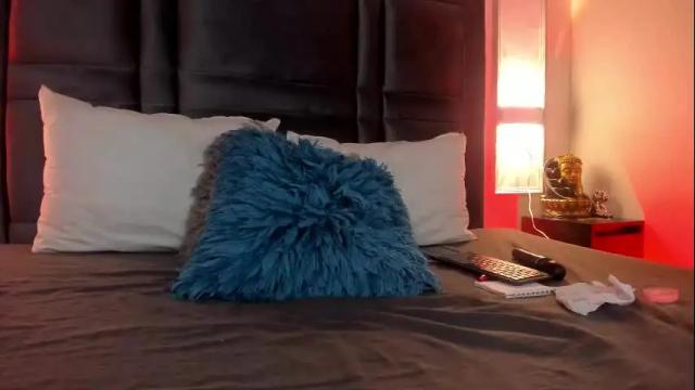 Image 2 of emmabecket2 Stream on Chaturbate on 3 months ago