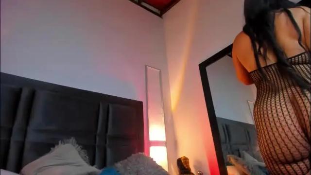 Image 4 of emmabecket2 Stream on Chaturbate on 2 months ago