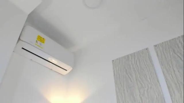 Image 4 of emmacollemann Stream on Chaturbate on 3 months ago