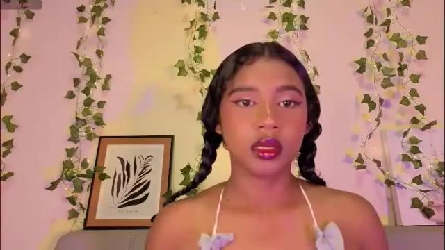 Image 6 of emmaconneer Stream on Chaturbate on 1 month ago