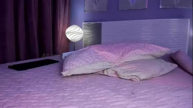 Image 4 of emmacreamy Stream on Chaturbate on 28 days ago