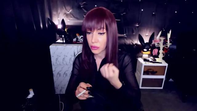 Image 3 of emmadomina Stream on Chaturbate on 15 months ago